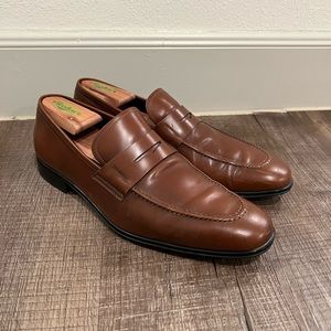 Salvatore Ferragamo Tan Loafers in size 8.5EE